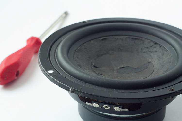 How to Fix A Car Speaker that Crackles Guide)