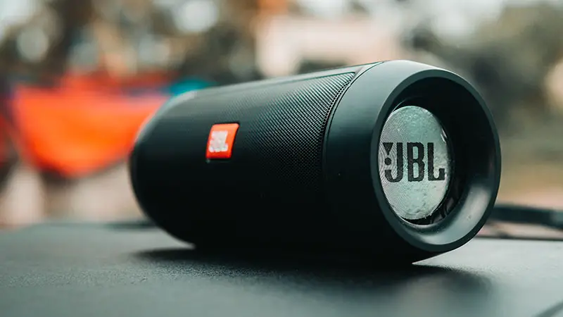 clean your JBL Speaker