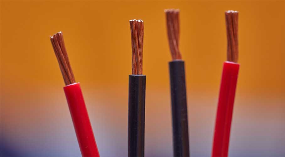 How to Strip Speaker Wire Guide)